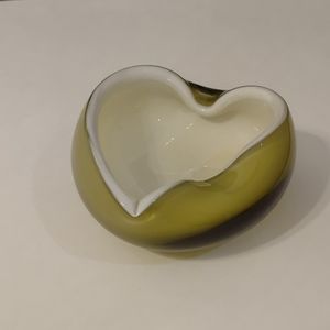 Gorgeous Mid Century Alfredo Barbini Style Murano Art Glass Olive Green Bowl